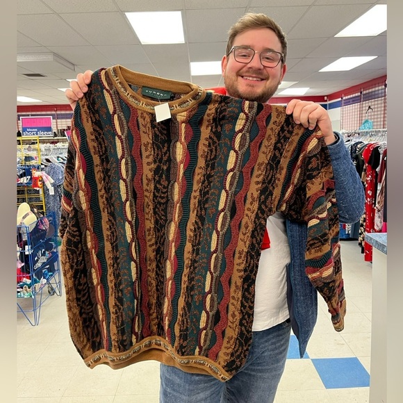 Meet your Posher, Kelton - Picture 2 of 5